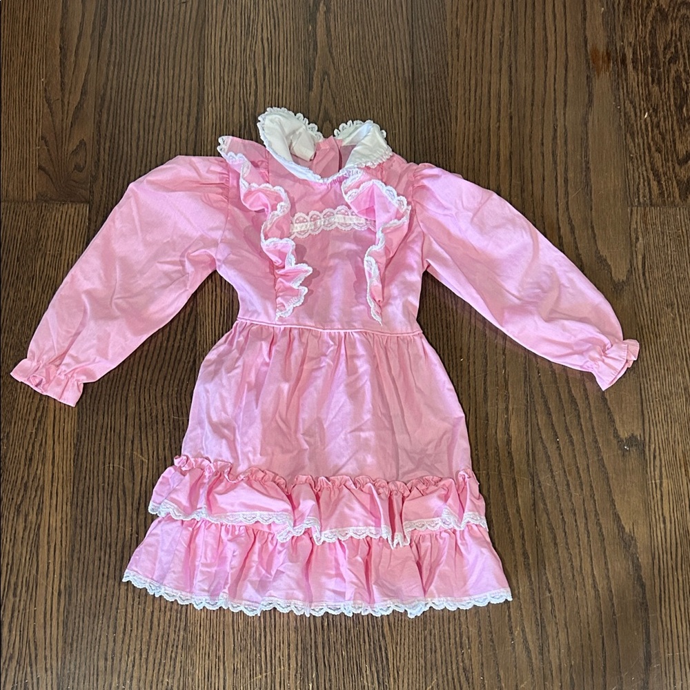 Vtg Winnie The Pooh pink Pinafore  Ruffled Girl's Dress with Lace Trim 5T